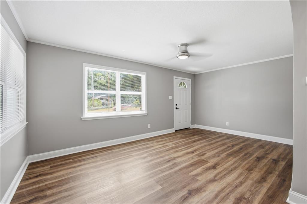 Photo 5 of 1124 E 80th Street