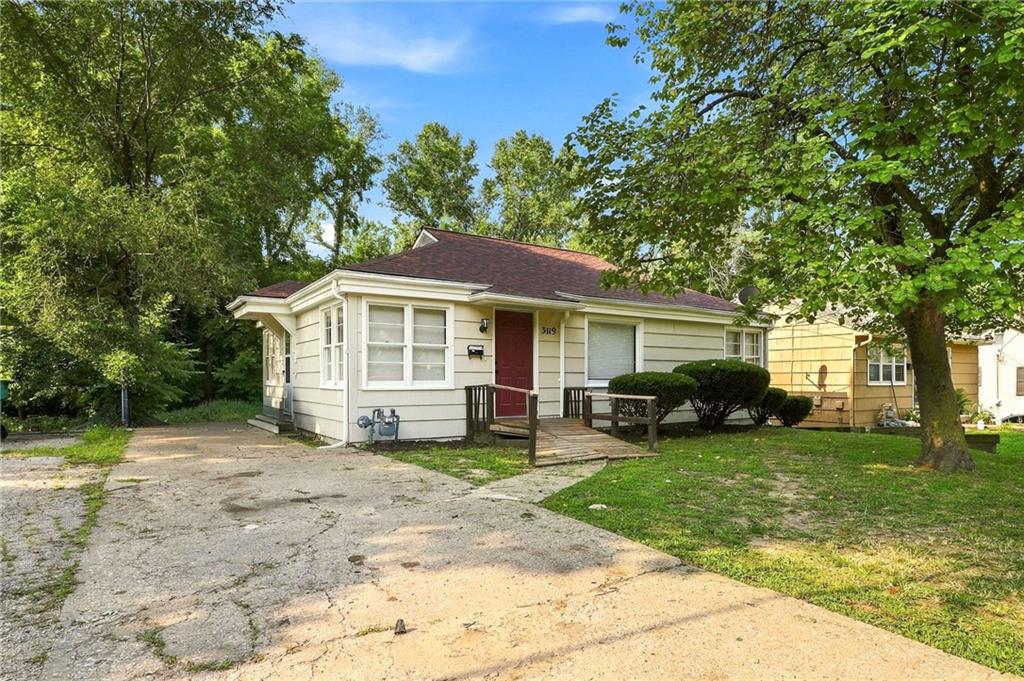 Photo 3 of 3119 Kimball Avenue