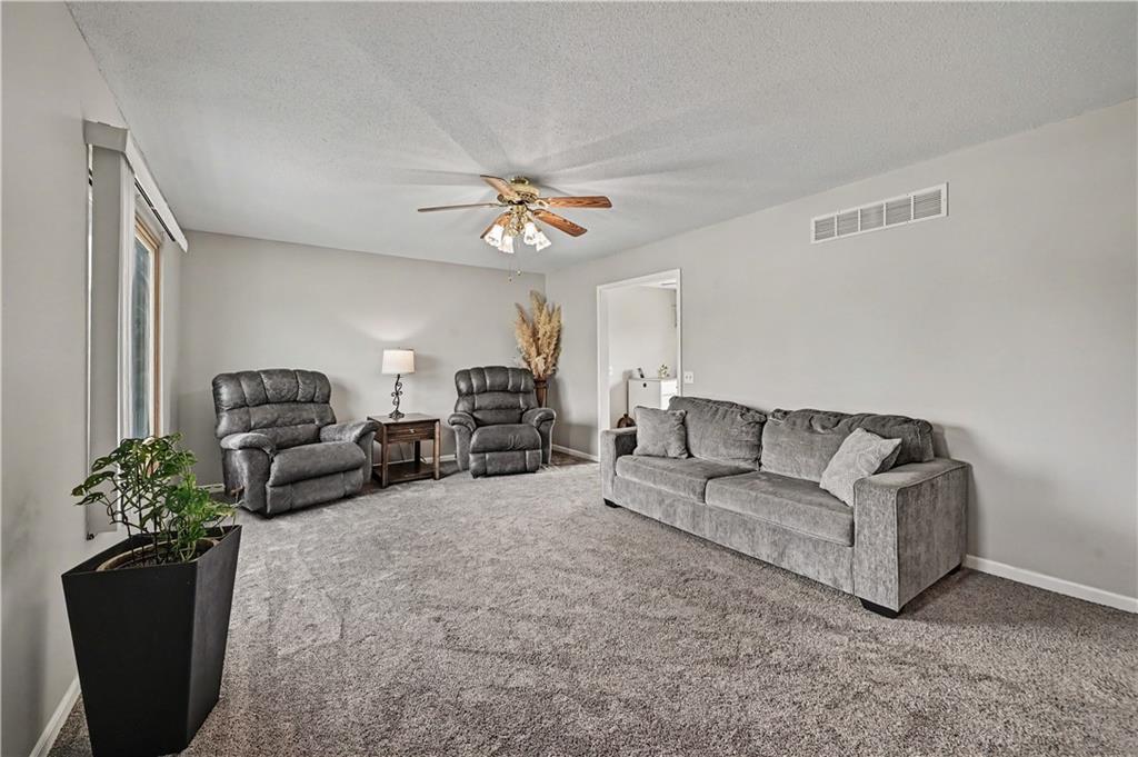 Photo 7 of 31455 Lyman Lane