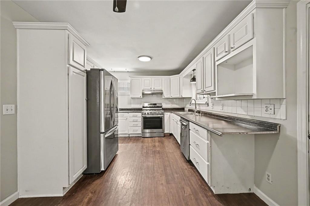 Photo 6 of 8026 NE 50th Street