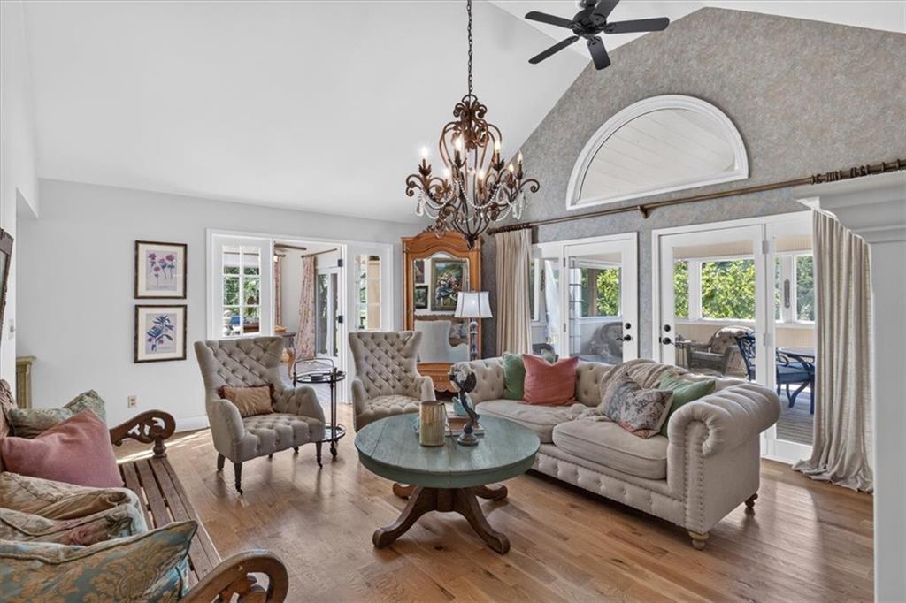 Photo 7 of 3216 S Bellechase Drive