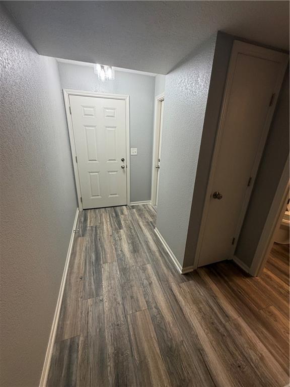 Photo 3 of 113 NE Greystone Drive