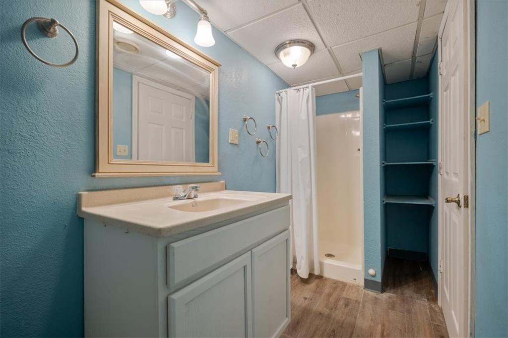 Photo 5 of 127 Collette Street