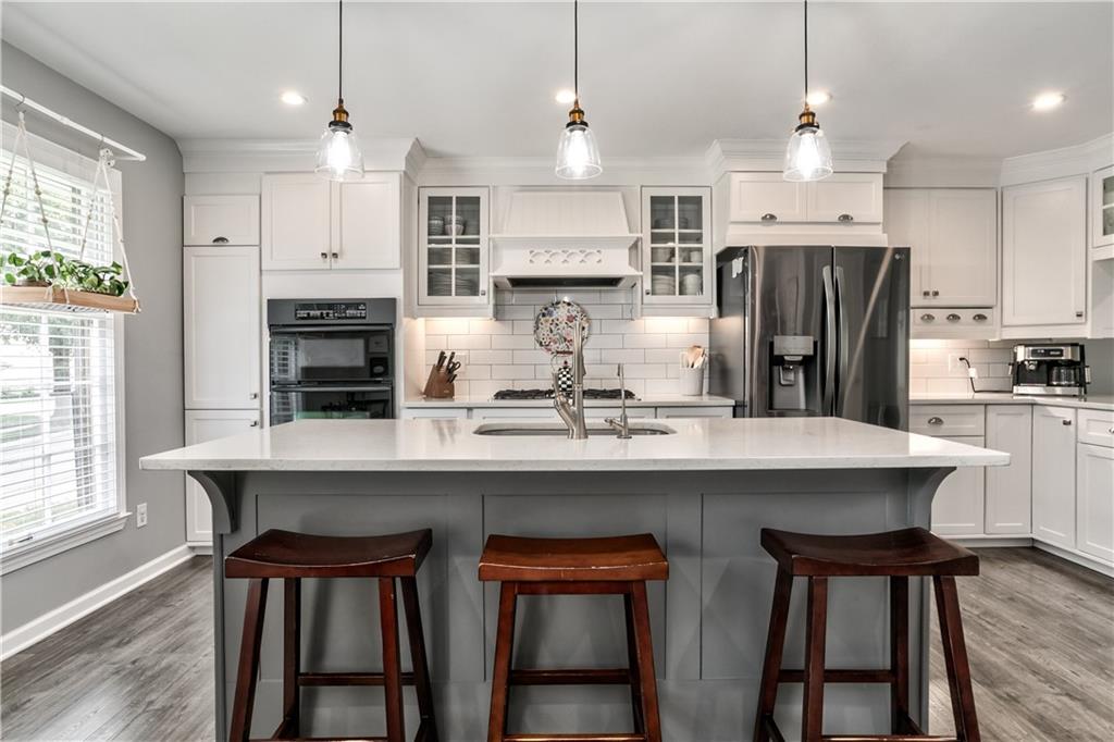 Photo of 522 E 129th Terrace