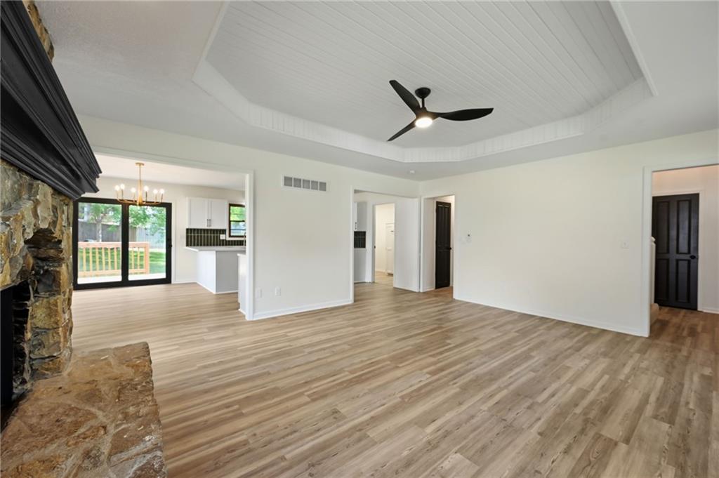 Photo 6 of 1636 NE Thames Drive