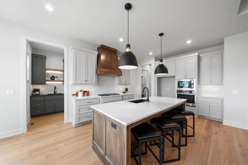 Photo 6 of 1805 SW Arbormist Drive