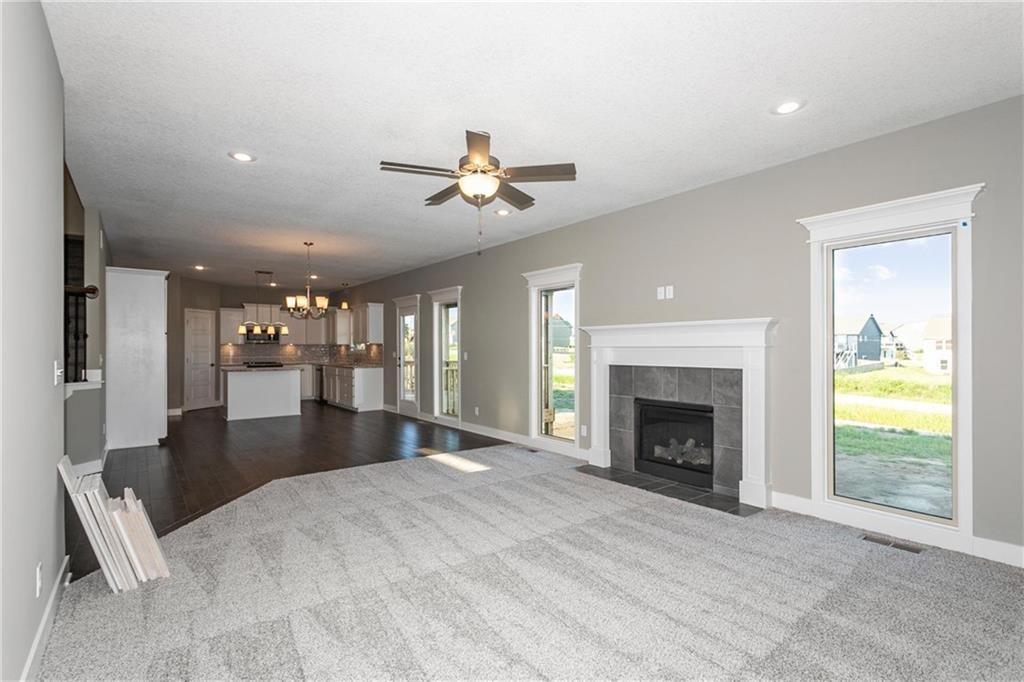 Photo 7 of 11034 N Corrington Avenue