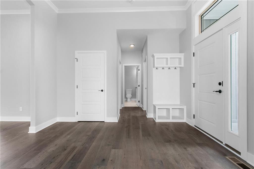 Photo 4 of 11028 N Corrington Avenue