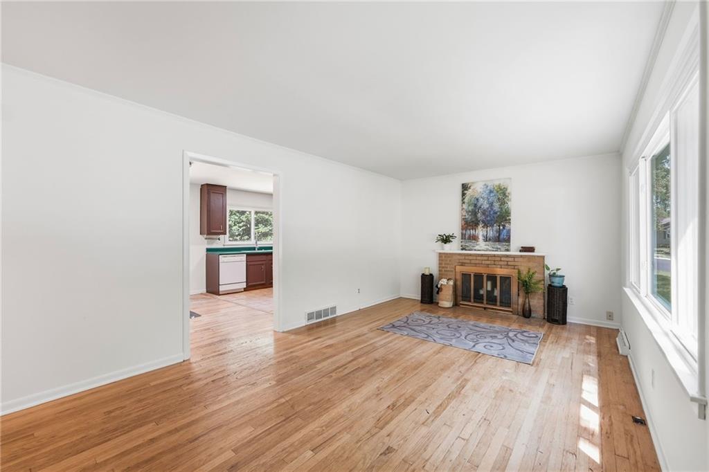 Photo 4 of 6930 Eby Avenue