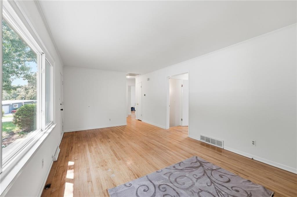 Photo 5 of 6930 Eby Avenue