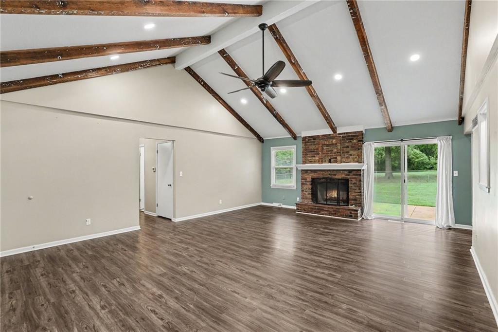 Photo 7 of 25322 Lone Pine Drive