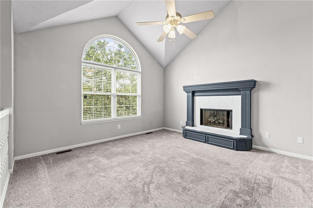 Photo 4 of 16414 Hight Avenue