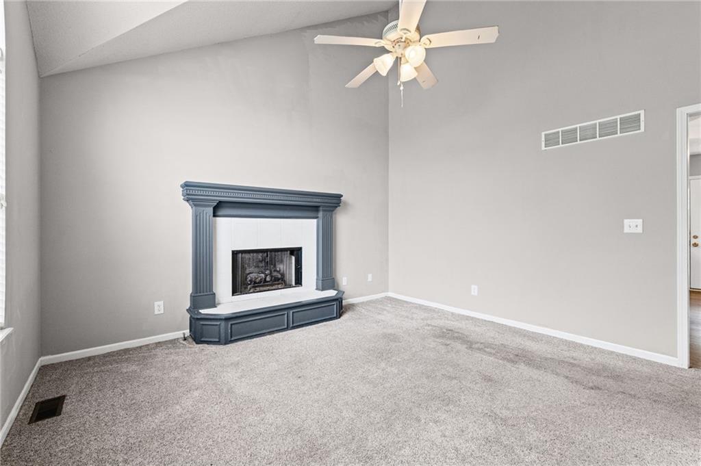 Photo 5 of 16414 Hight Avenue