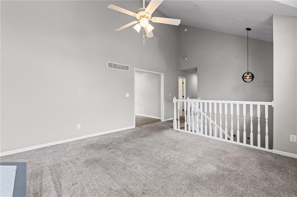 Photo 6 of 16414 Hight Avenue