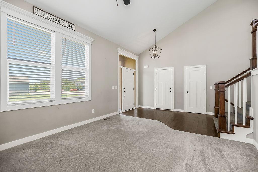 Photo 4 of 1524 N 156th Street