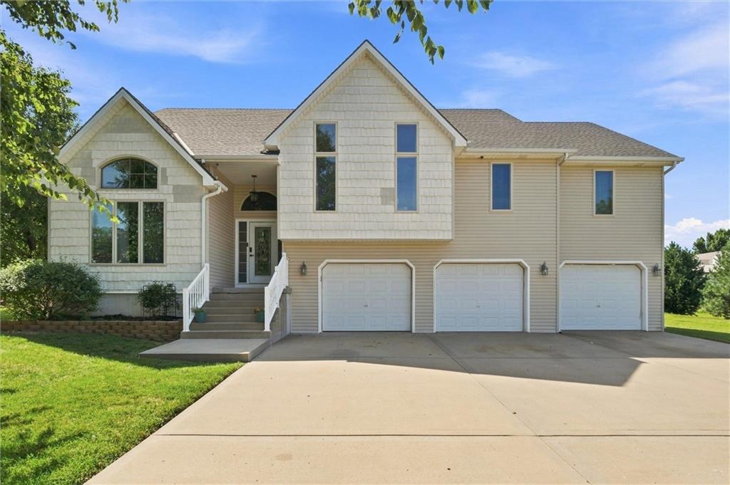 Photo 4 of 7286 SW Crystal Lane
