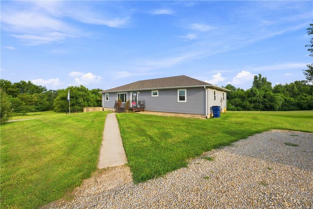 Photo 2 of 20193 Linwood Road