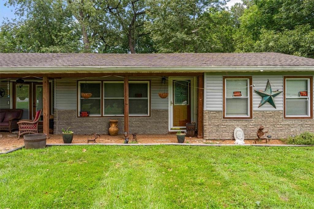 Photo 2 of 13810 Byars Road