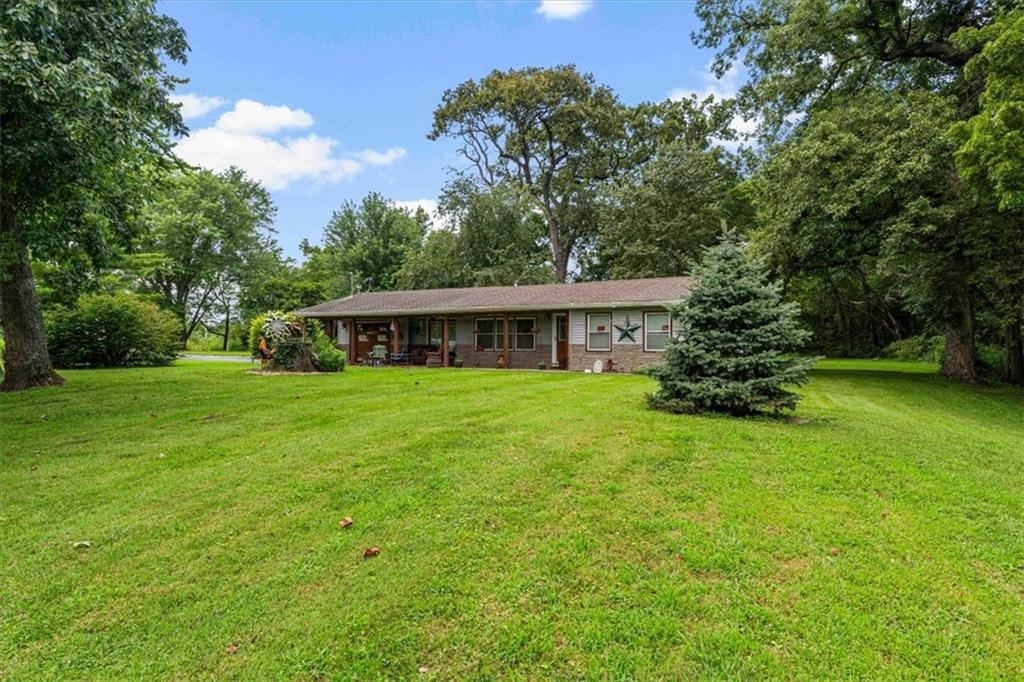 Photo 4 of 13810 Byars Road