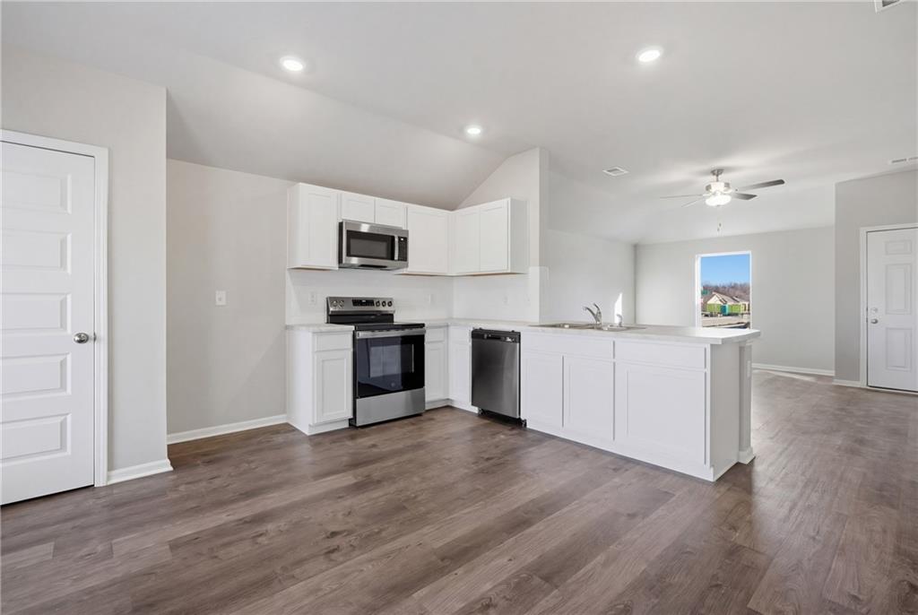 Photo 5 of 20313 W 195th Street