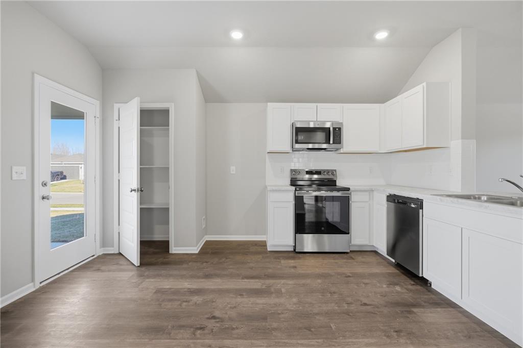 Photo 6 of 20313 W 195th Street