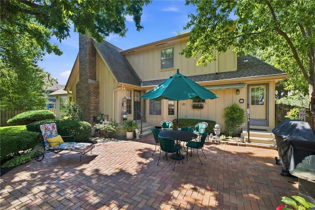 Photo 4 of 4965 Somerset Drive
