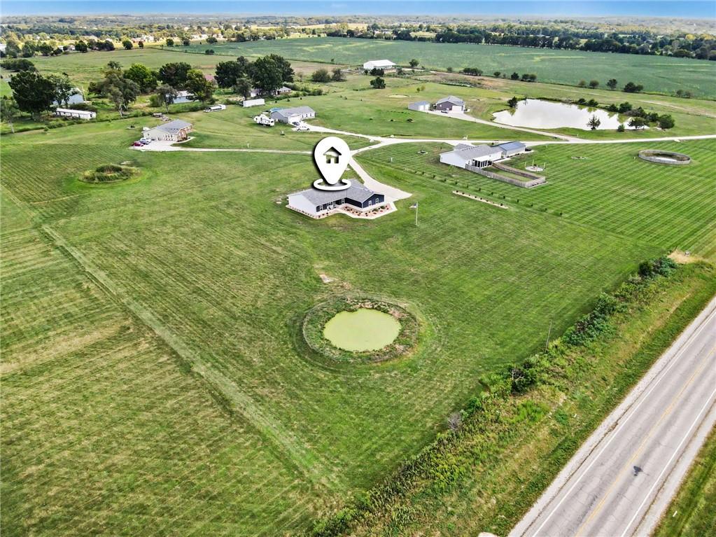 Photo 2 of 1313 NW 430th Road