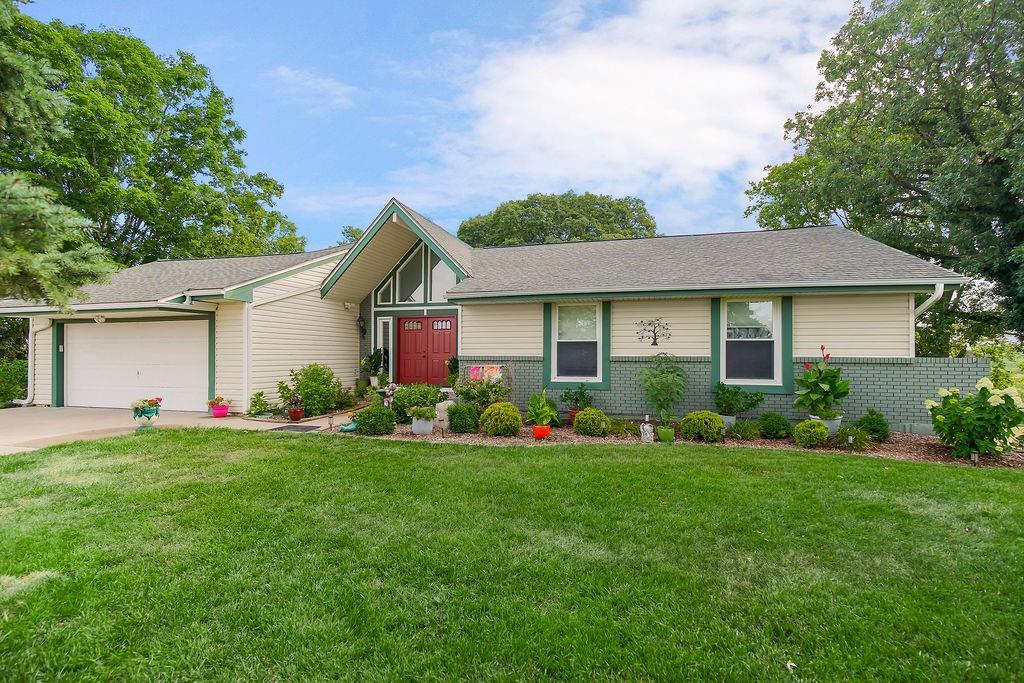 Photo 2 of 24825 Countryview Drive