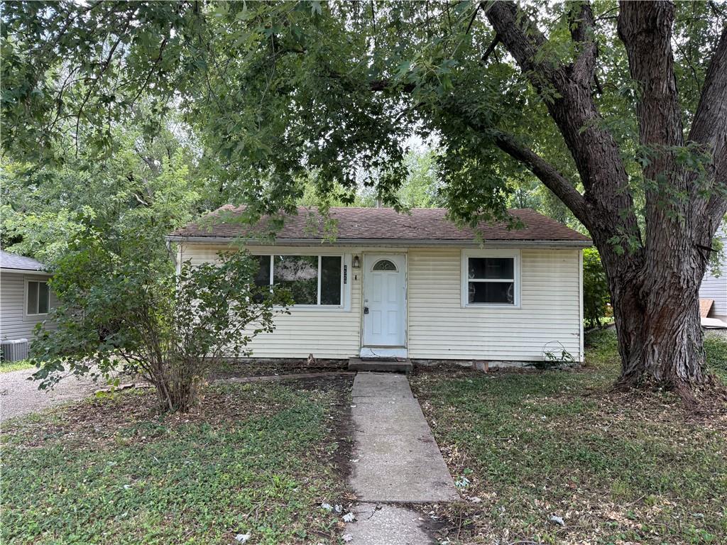 Photo of 4529 N Forest Avenue