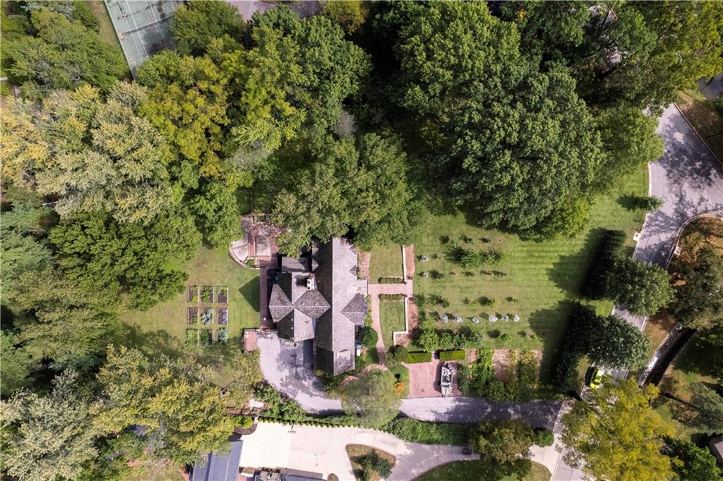 Photo of 3700 W 65TH Street in Mission Hills, KS