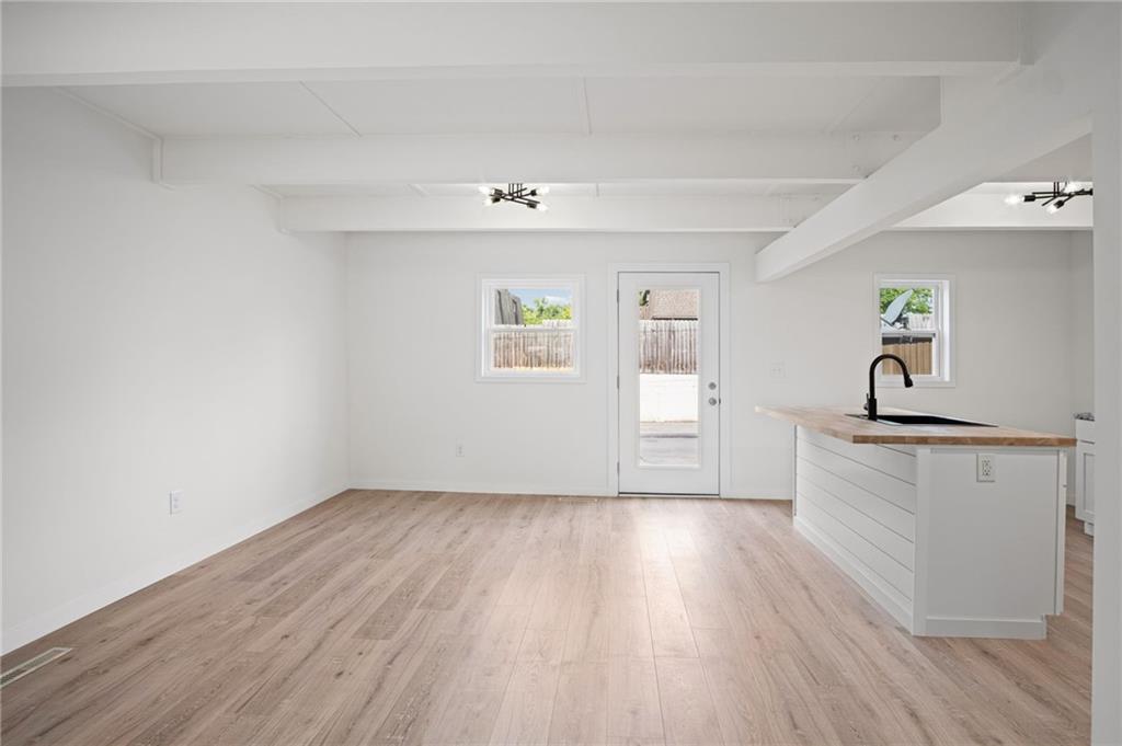 Photo 5 of 928 N 71st Street