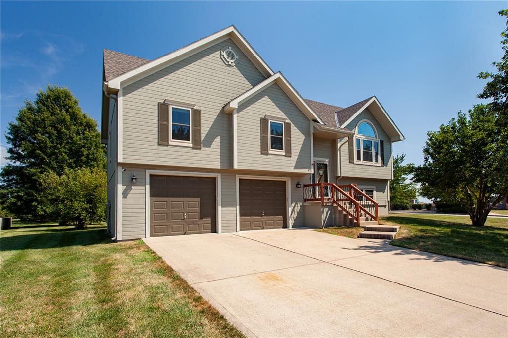 Photo 2 of 8530 NE 109th Terrace