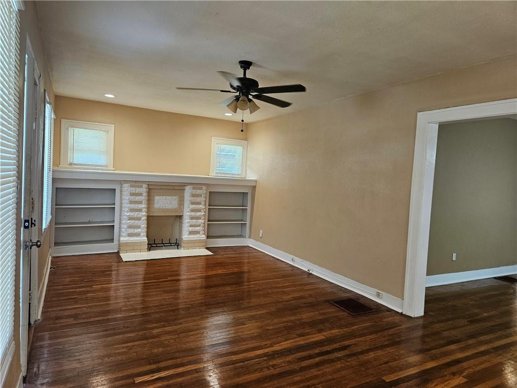 Photo 3 of 6214 Swope Parkway