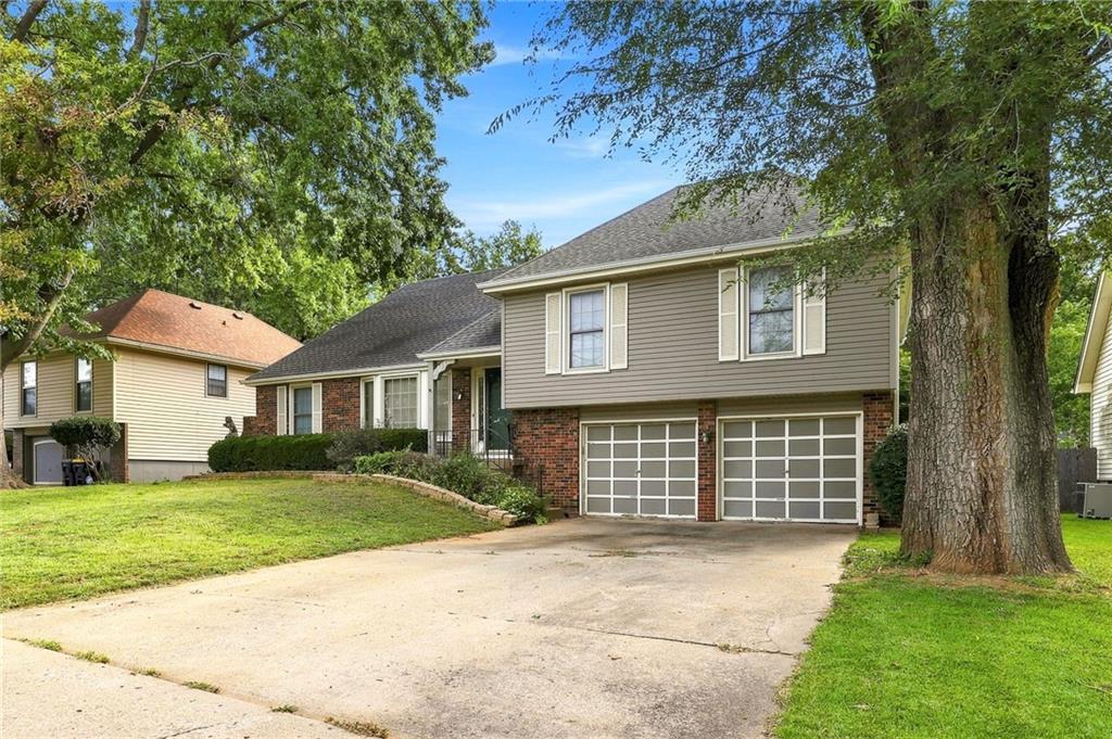 Photo 2 of 11017 Jackson Avenue
