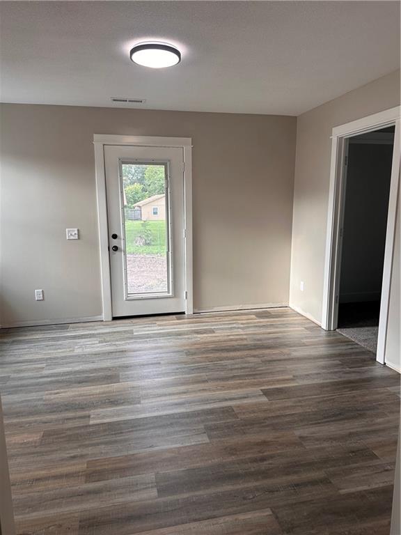 Photo 4 of 409 Shivel Avenue