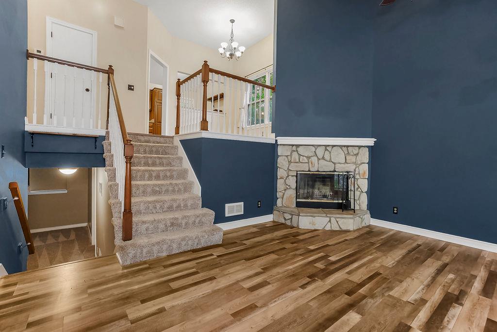 Photo 4 of 21408 W 51st Terrace