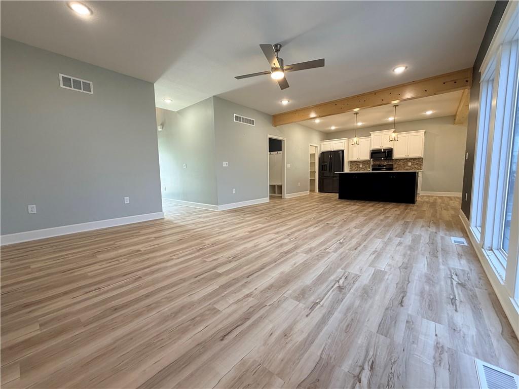 Photo 7 of 1244 Hillmann Lane