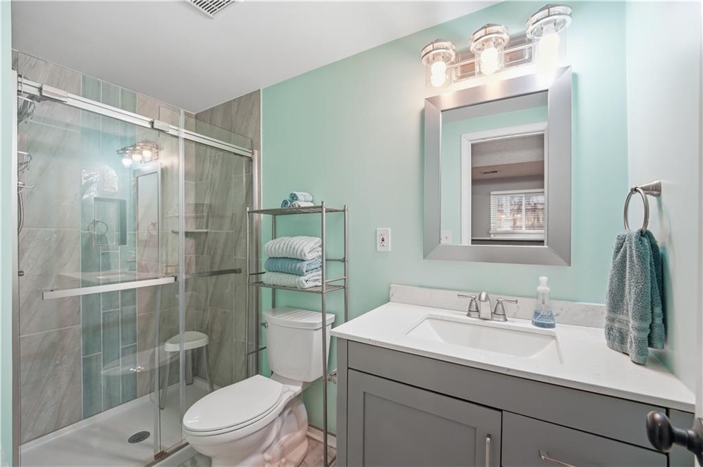 Photo 4 of 10991 Gillette Street