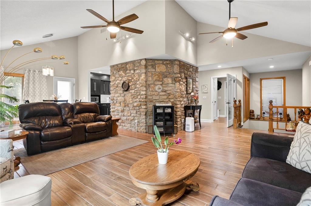 Photo 7 of 32435 W 91st Street