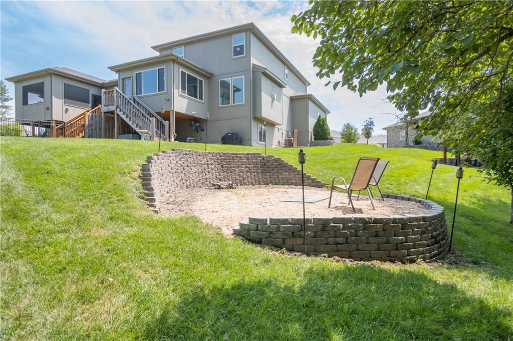 Photo 6 of 31736 W 83rd Court