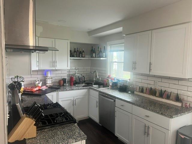 Photo 3 of 109 NE 102 Terrace