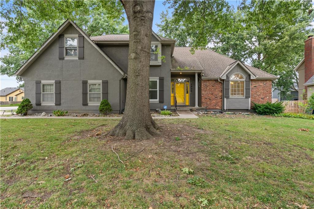 Photo 2 of 1028 SE Bordner Drive