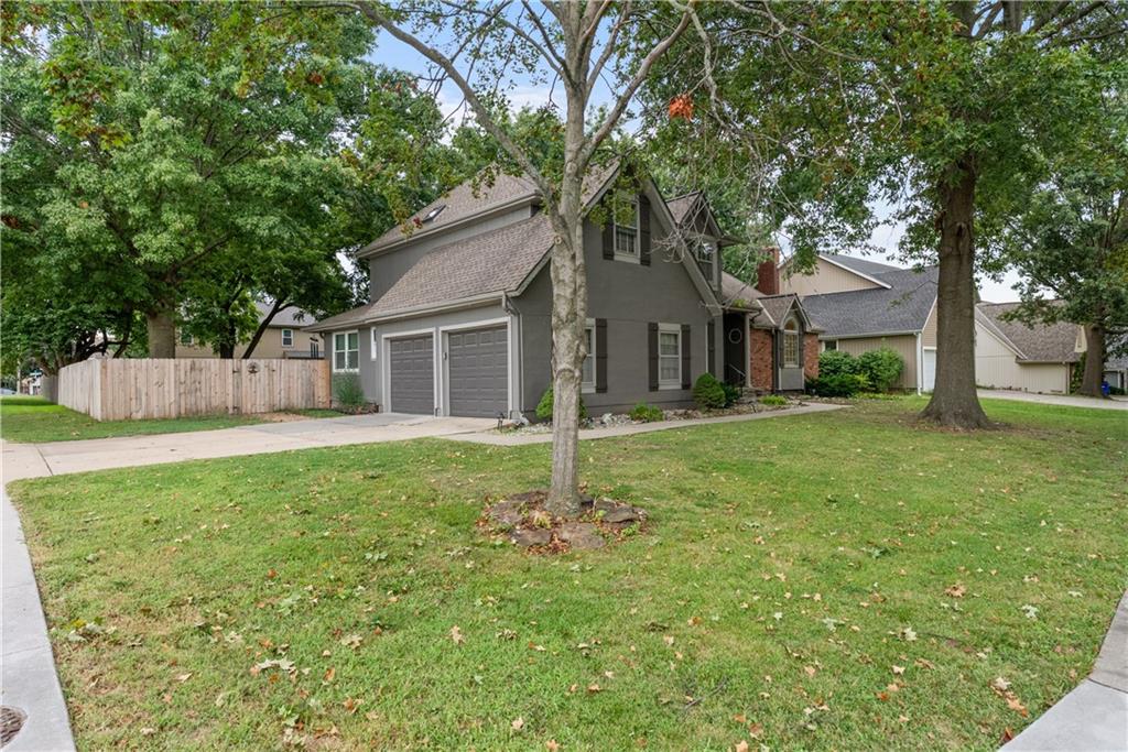 Photo 3 of 1028 SE Bordner Drive