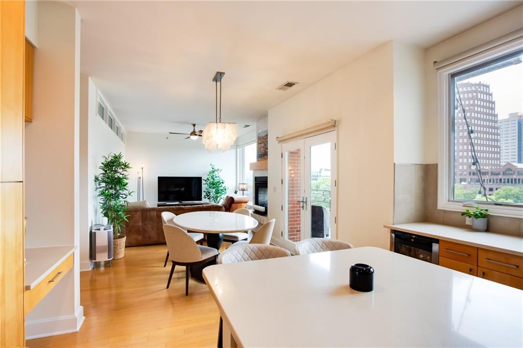 Photo 7 of 4521 Wornall Road #210