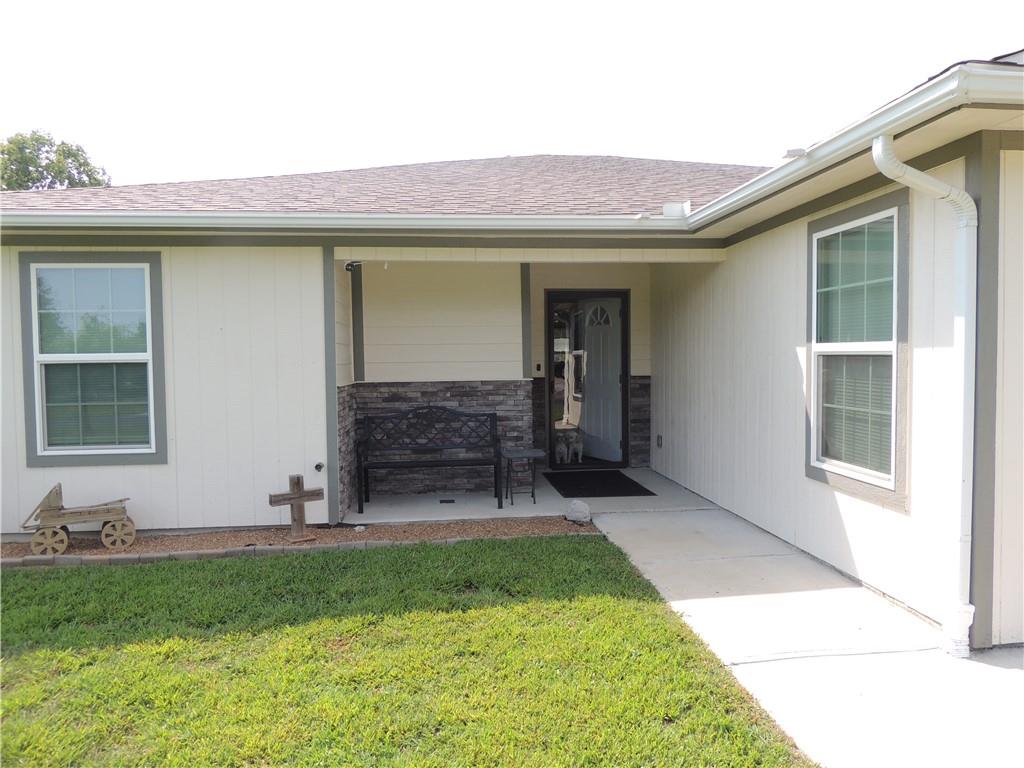 Photo 4 of 130 NW 181st Road