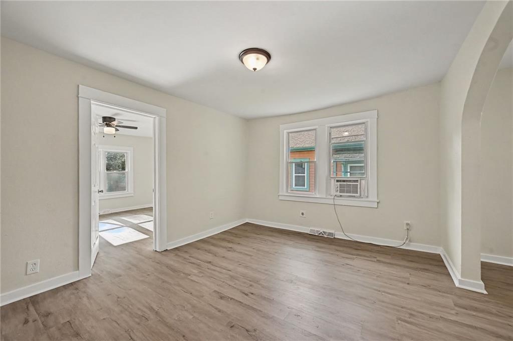 Photo 7 of 619 S Ash Avenue
