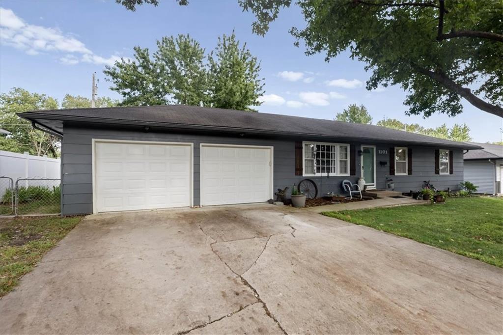 Photo of 1101 S Highland Drive