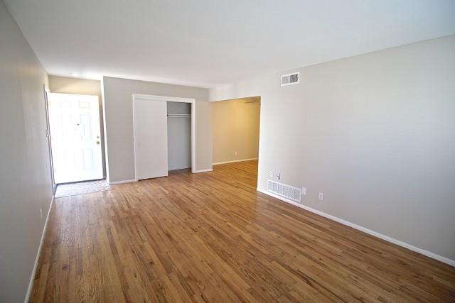 Photo 3 of 3330 Charlotte Street