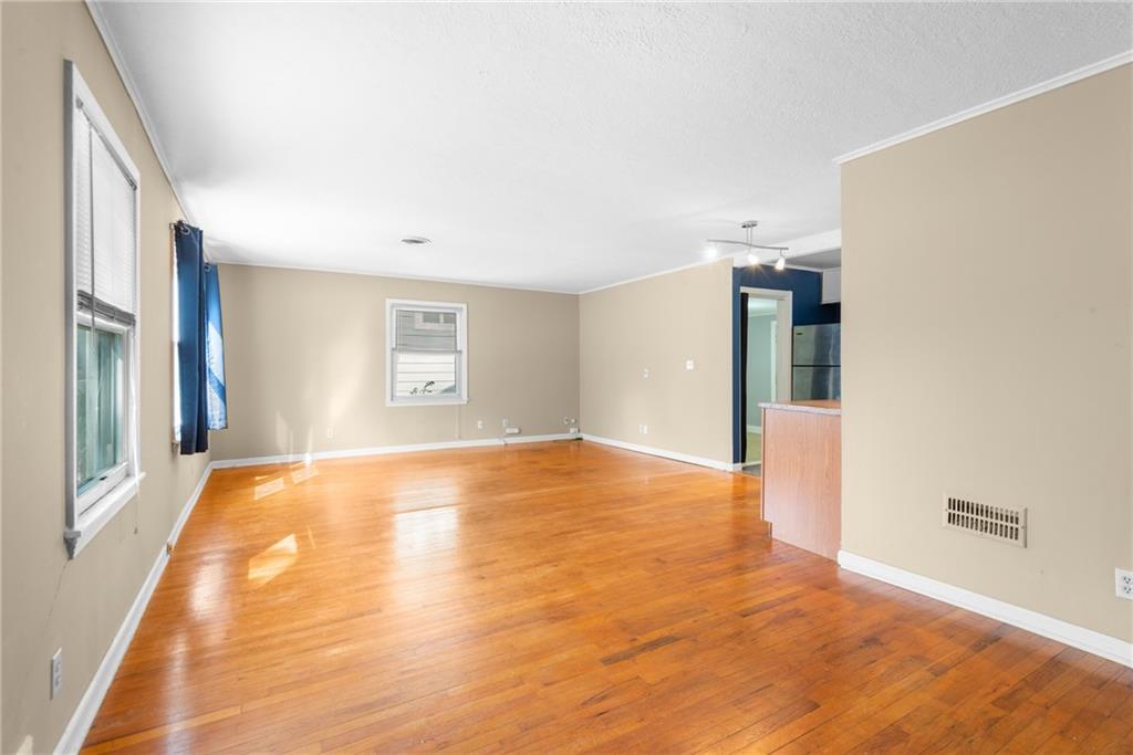 Photo 5 of 1444 E 24th Avenue