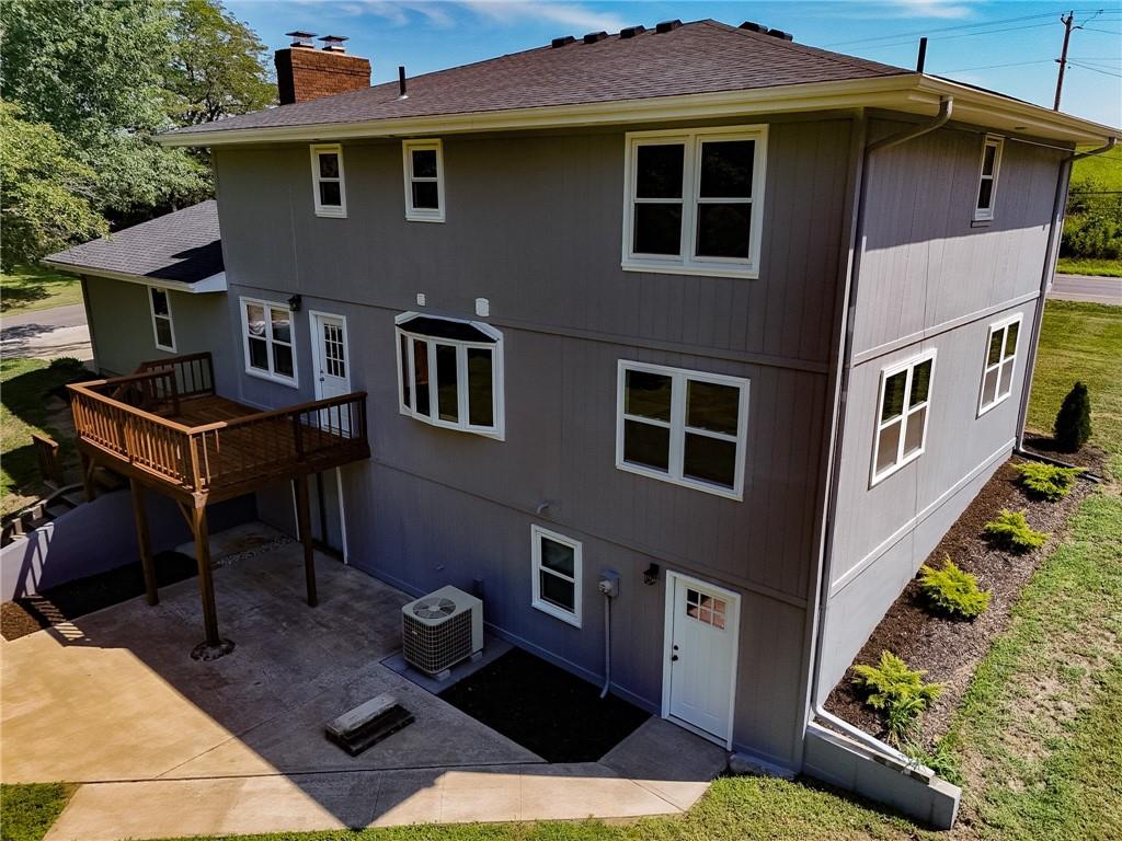 Photo 5 of 5602 S 40th Street